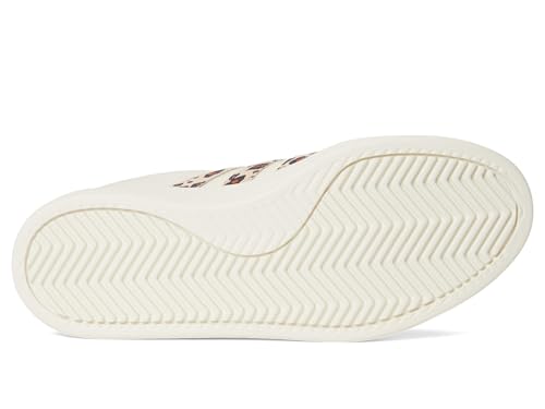 Image of adidas Women's Grand Court 2.0 Tennis Shoe