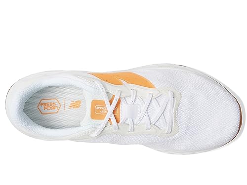 New Balance Women's Fresh Foam Arishi V4 Running Shoe, Sea Salt/Orange Fuzz, 5.5 Wide3