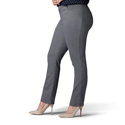 Image of Lee Women's Plus-Size Relaxed Fit Straight-Leg Jean