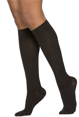 Image of SIGVARIS Women's Essential Cotton 230 Closed Toe Calf-High Socks 30-40mmHg - Navy - Medium Long