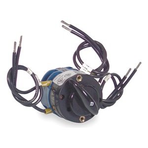 Dayton 2YU93 Disconnect Switch, 120-600 V, 25 Amps