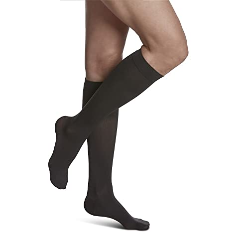 Image of SIGVARIS Women's SOFT OPAQUE 840 Closed Toe Calf Compression Socks 20-30mmHg