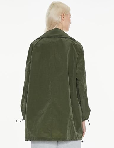 Orolay Women's Lightweight Windbreaker Hooded Rain Jacket Relaxed Fit Raincoat with Pockets for Outdoor2