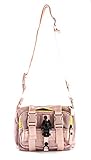 Stellen Sie alle in den Schatten mit Ihrer neuen GEORGE GINA & LUCY Umhängetasche! Dem handlichen Format und dem sportlichen Design kann man nicht Wiederstehen. Die praktische Tasche ist der perfekte Begleiter ins Café oder für einen kurzen Shoppingtrip. Maße: 23 x 20,5 x 7,5 cm