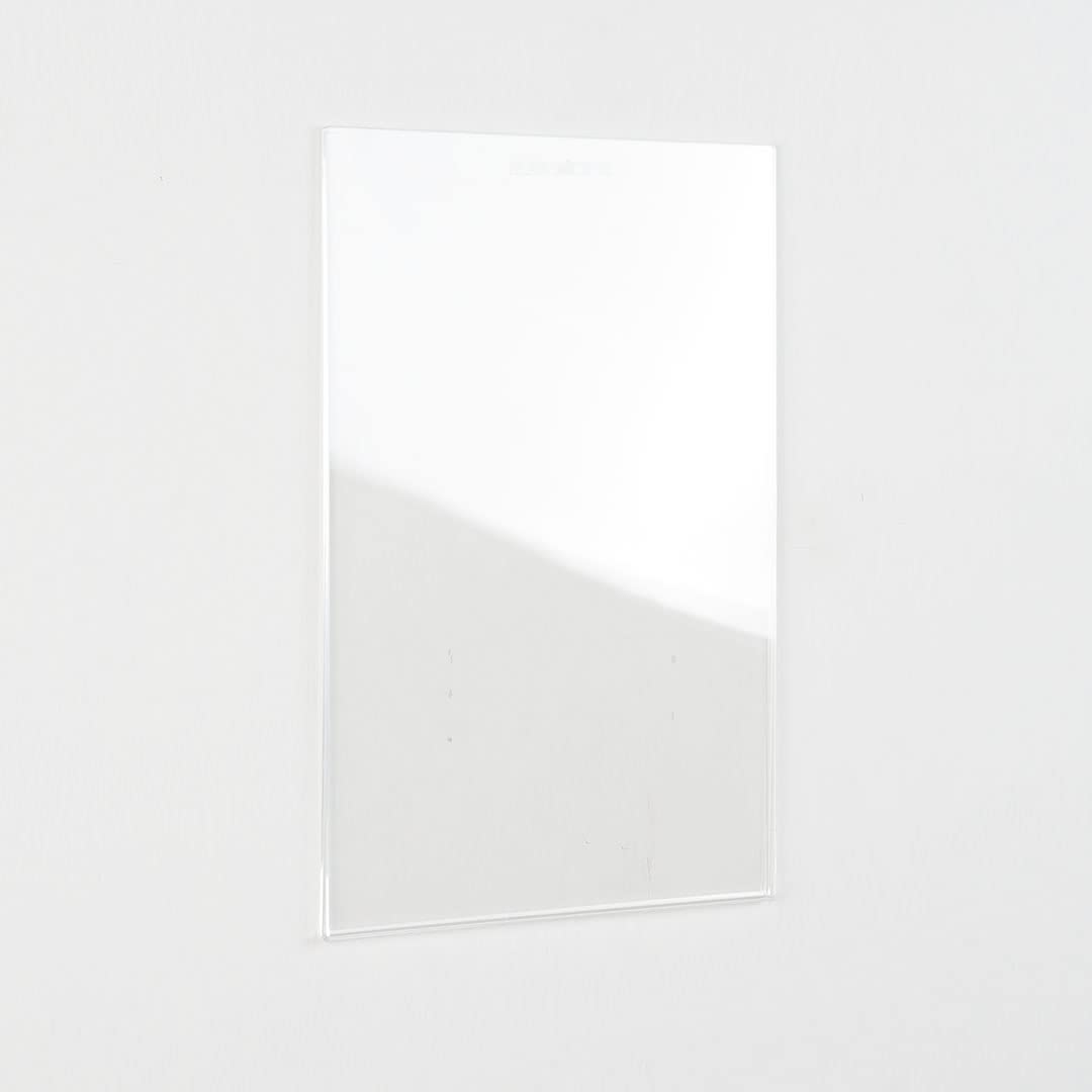 Danieli Store - Soporte de Pared de Metacrilato A4 Vertical para Carteles. Expositor con Adhesivo Doble Cara para Pared y Cristal. Soporte de Acrílico Transparente para Avisos (5 unidades)