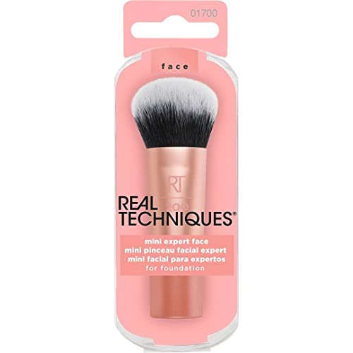 Real Techniques Mini Travel Size Expert Face Makeup Brush for Foundation (Packaging and Handle Colour May Vary)