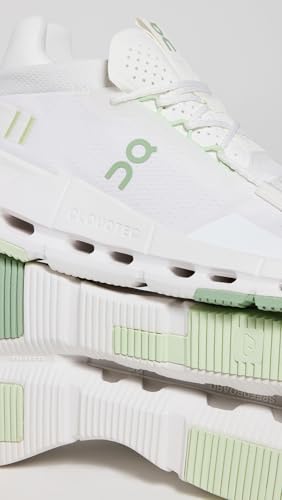 Image of On Women's Cloudnova 2 Sneakers