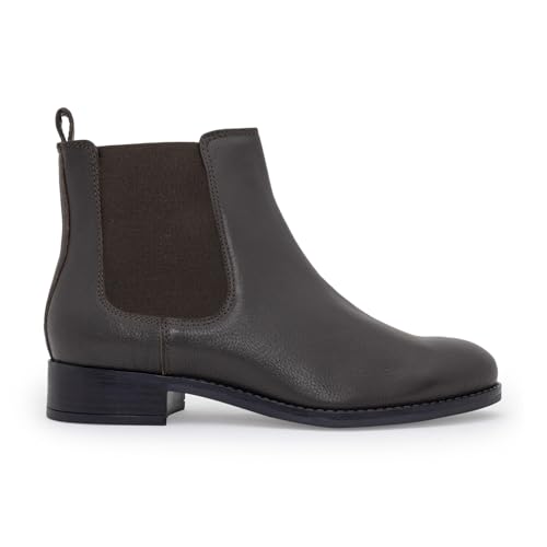 Image of Red Tape Women's Chelsea Boots | Effortless Style for Casual Days