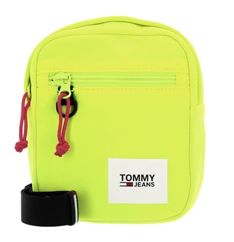 Tommy Hilfiger TJM Urban Essentials Chest Bag en color Hyper Yellow para un estilo urbano