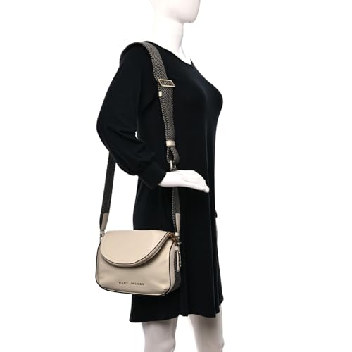 Marc Jacobs The Groove Leather Mini Messenger Crossbody Bag (Marshmallow)2