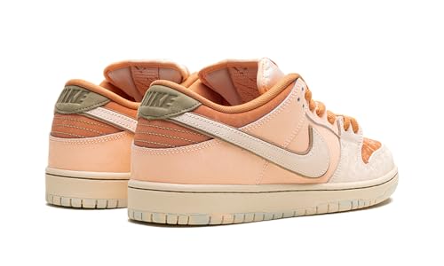 Image of Nike Men's Dunk Low Retro Shoes