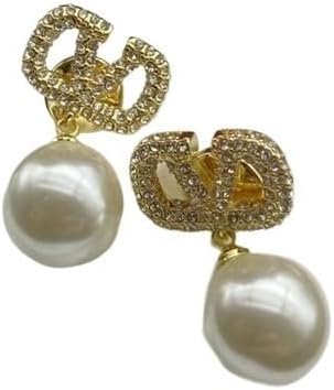 Elegant Pearl and Rhinestone Drop Earrings, Silver Needle Design, Fashion Statement Jewelry for Spring and Summer3