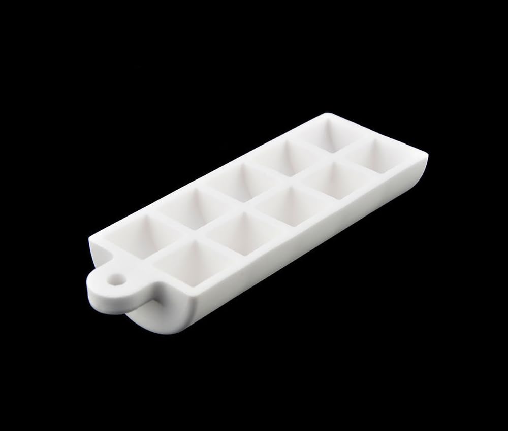 Tygiel ceramiczny z tlenku glinu do badań laboratoryjnych – wysoka czystość Al2O3, trwały i odporny na ciepło, idealny do topienia i analizy próbek, 1 sztuka