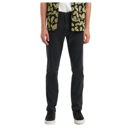 What can you wear luggage colored shoes with Levi's Tapered Chino Pants for Men