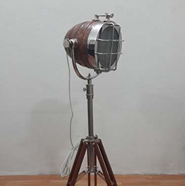 THOR INSTRUMENTS Solid Wood Vintage Studio Model Spot Light with Table Tripod Stand Home Decor Light Rustic Vintage Home Decor Gifts