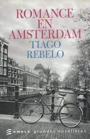 Paperback Romance En Amsterdam Book