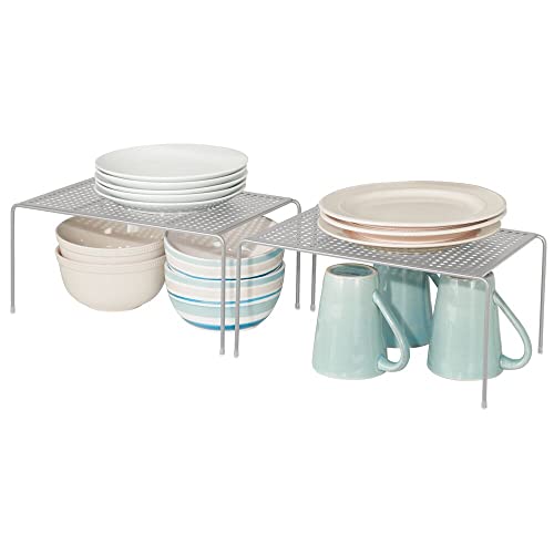 mDesign Juego de 2 estantes de Cocina – Soportes para Platos Individuales de Metal con pies Antideslizantes – Pequeños organizadores de armarios para Tazas, Platos, Vasos, etc. – Gris