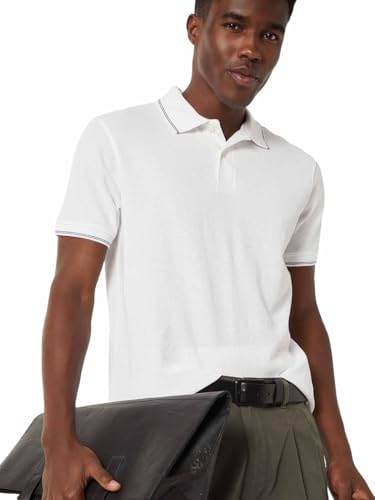 Image of Max Men's Polycotton Half Sleeves Regular Fit Solid Polo T-Shirt