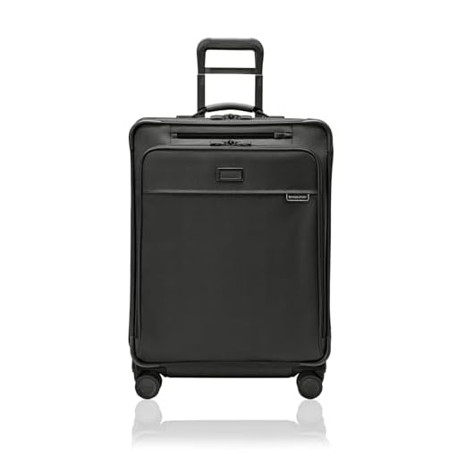 Briggs & Riley Medium Expandable Spinner