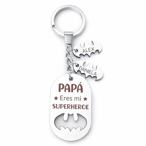 Handmade's Victim Porta-chaves personalizado para pai com nomes | Presente Dia do Pai madeira gravada | Porta-chaves super-herói pai filhos | Feito em Espanha