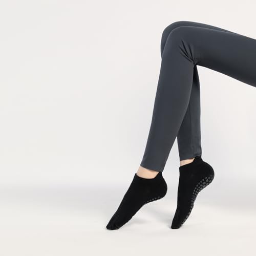Image of loudashuaiqi Grip Pilates Socks Non Slip Athletic Yoga Socks with Grips for Women Grippy socks for Hospital Workout Barre