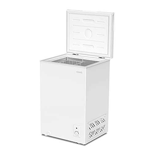 CHiQ FCF98D 99L, Freestanding White Chest freezer with 12year