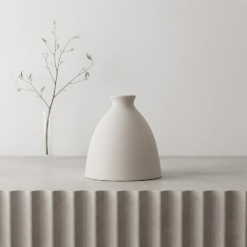 Image of Ceramic Flower Vase for Home Decor Modern Matte White Decorative Table Vase Minimalist Nordic Vase for Pampas Grass, Dried, Artificial & Fresh Flowers Living Room, Bedroom & Office