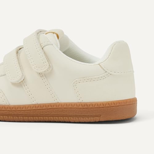 Image of Amazon Essentials x Sofia Grainge Unisex Kids and Toddlers' Hook and Loop Sneakers with Rubber Sole