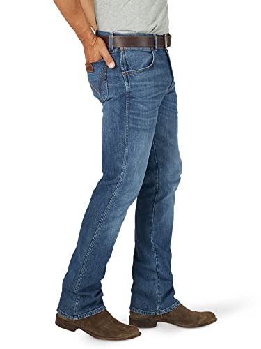 Image of Wrangler Men's Retro Slim Fit Straight Leg Jean