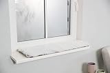 Trixie rutschfeste und besonders weiche Liegematte für Katzen Harvey FÜR FENSTERBANK, 90 × 28 cm, WEIß-SCHWARZ - 38041