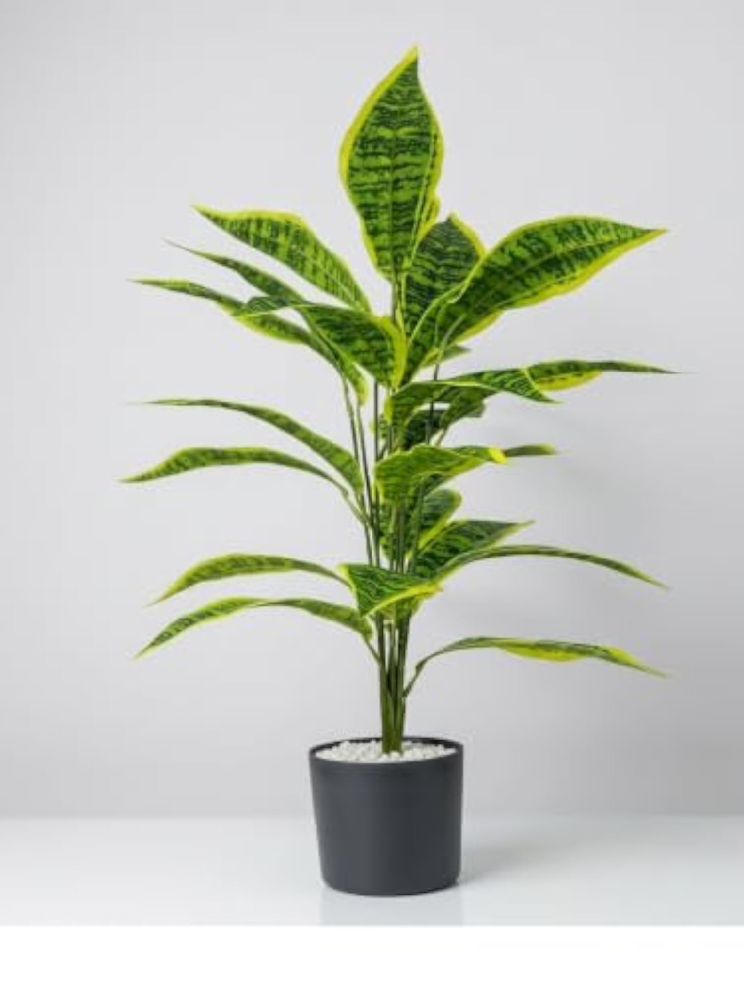 26 Leaves Green Artificial Plant Without Pot, 66 Cm Tall