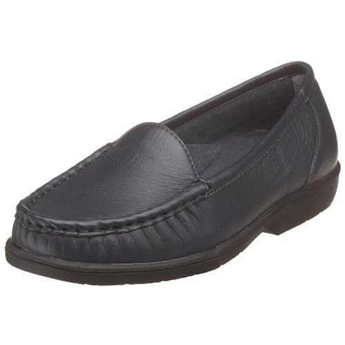Image of Propet Women's Comfy Walker Loafer