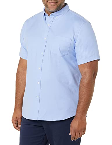 Amazon Essentials Camisa Oxford elástica de manga corta con bolsillo y corte ajustado Hombre, Azul Celeste Claro, M