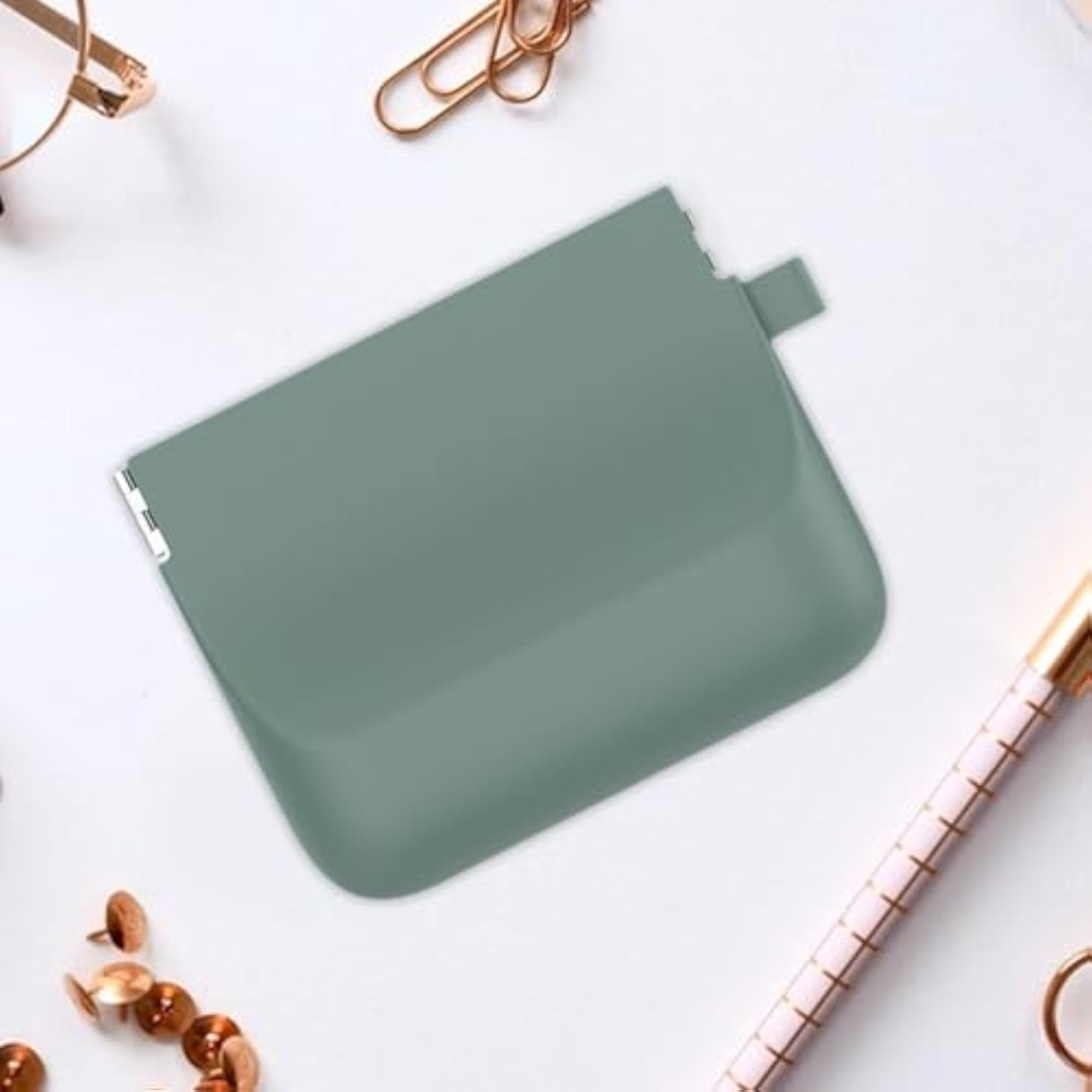 Small Squeeze Top Cosmetics Bag for Hairpins and Lipstick