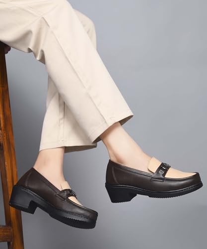Image of JM LOOKS Elegant Two-Tone Slip-On Loafers with Block Heel and Sophisticated Metallic Bit Ornament for Formal Wear