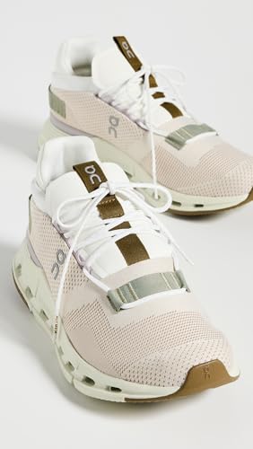 Image of On Women's Cloudnova Sneakers