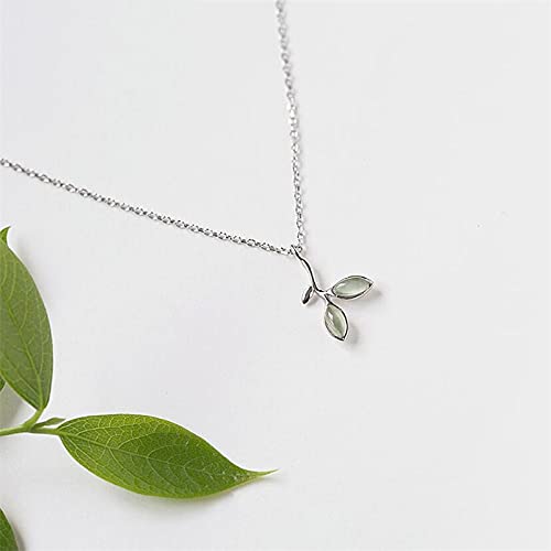Collier feuille verte pour éviter la monotonie grâce à cent accessoires interchangeables - 5