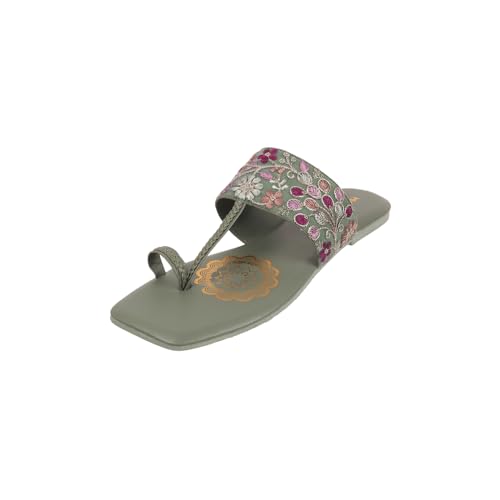 Mochi Women Green embroidered Flat Fashion/Ethnic Chappal UK/5 EU/38 (32-600)