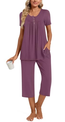 Image of Womens Summer Pajama Sets 2 Piece Short Sleeve Top and Capri Pants Plus Size Ladies Lounge Pjs Sets with Pockets