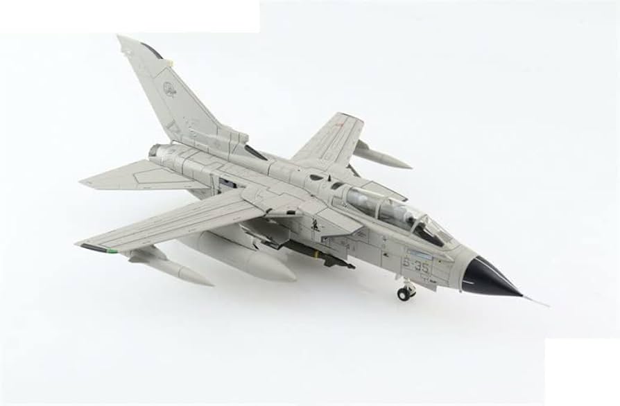 レトロマニア26CM Buy GNX-704T/AC Mr.Bushido`s Ahead (HG) (1/144 scale Model