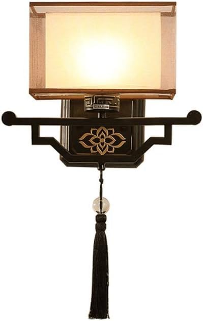 Lámpara de pared LED antigua con pantalla de tela tradicional y base E27
