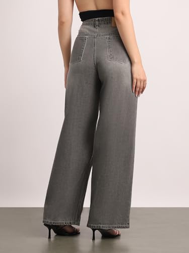 Image of Urbano Fashion Women's High Rise Loose Baggy Fit Washed Jeans Non-Stretchable
