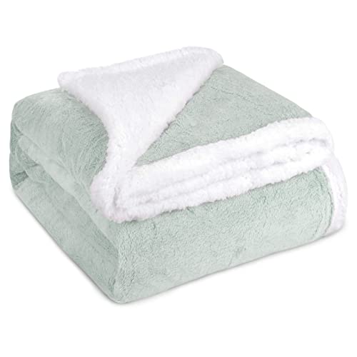 Mercury Textil-Manta Para Sofá, Cama, Sillón, Reversible De Borreguito Y Franela Suave, 100 Poliéster. Disponible 130x160cm. Verde Mercury Textil-Manta Para Sofá, Cama, Sillón, Reversible De Borreguito Y Franela Suave, 100 Poliéster. Disponible 130x160cm. Verde