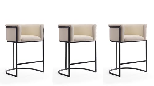 Butacos de altura intermedia Cosmopolitan Manhattan Comfort, tapicería en cuero vegano, acolchado grueso de espuma, base metálica con reposapiés, totalmente ensamblados, juego de 3, color crema