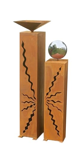 GARTENDEKOSHOP24 - Gartendeko Metall, Rostsäulen, für draußen. 2er Rostsäulen, 80/60 cm, Edelrost, mit Edelstahlkugel und Schale, Outdoor. Säulen handgefertigt, mit Rissen. Geschenk für den Garten.