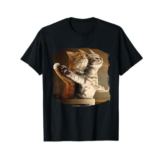 Titani.cムービーにインスパイアされた面白い猫好きのミーム。 Tシャツ