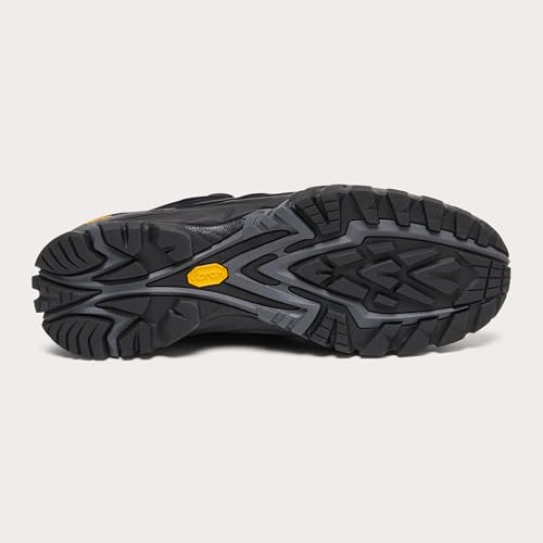 Image of Oakley Men's Sierra Terrain Sneakers