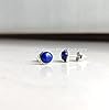 Pierre Lapis Lazuli Naturelle Argent Sterling 925 6 MM Ronde Couleur Bleu Foncé Pierre de Guérison Boucles d'oreilles Minimalistes pour Femmes & Filles #3