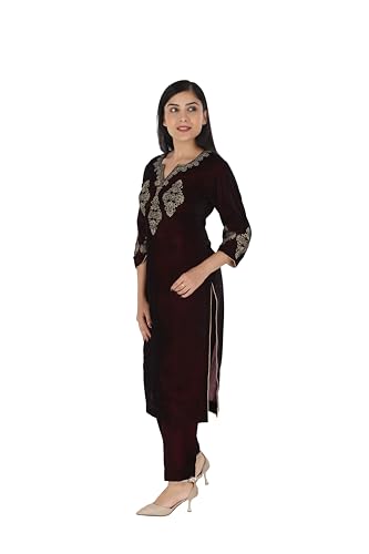 Image of Exquisite Elegance Velvet Kurta Set for Women - Luxurious Style, Unmatched Sophistication