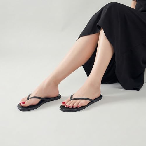 Image of mazeskin Women's Memory Foam Comfortable Flat Thong Sandals Dressy Summer Beach Leather Slide Flip Flops